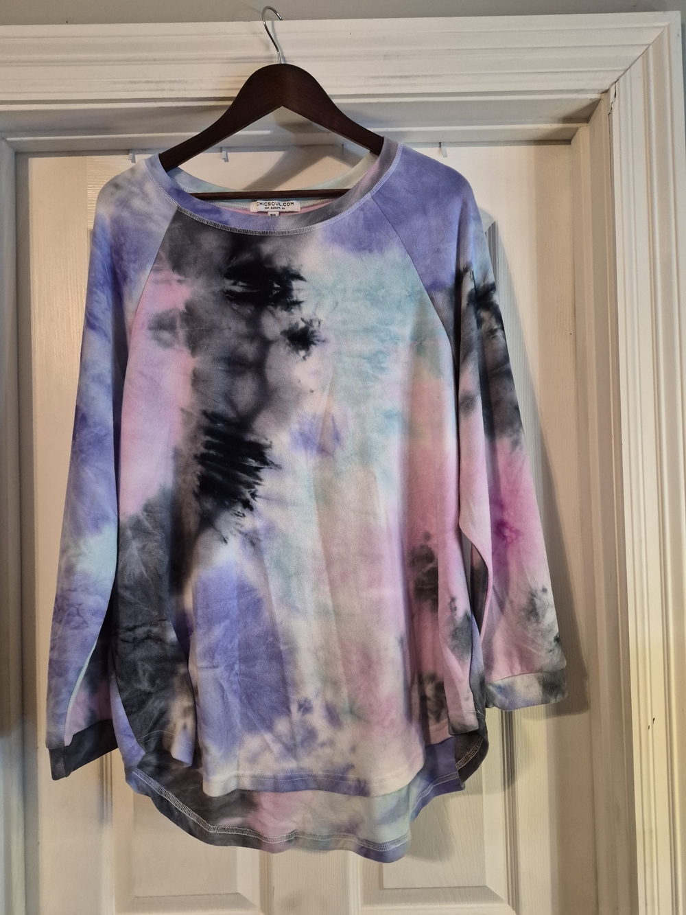 Chic Soul Women's Tie-Dye Long Sleeve Pullover Top - Lavender Pink Multi 1x